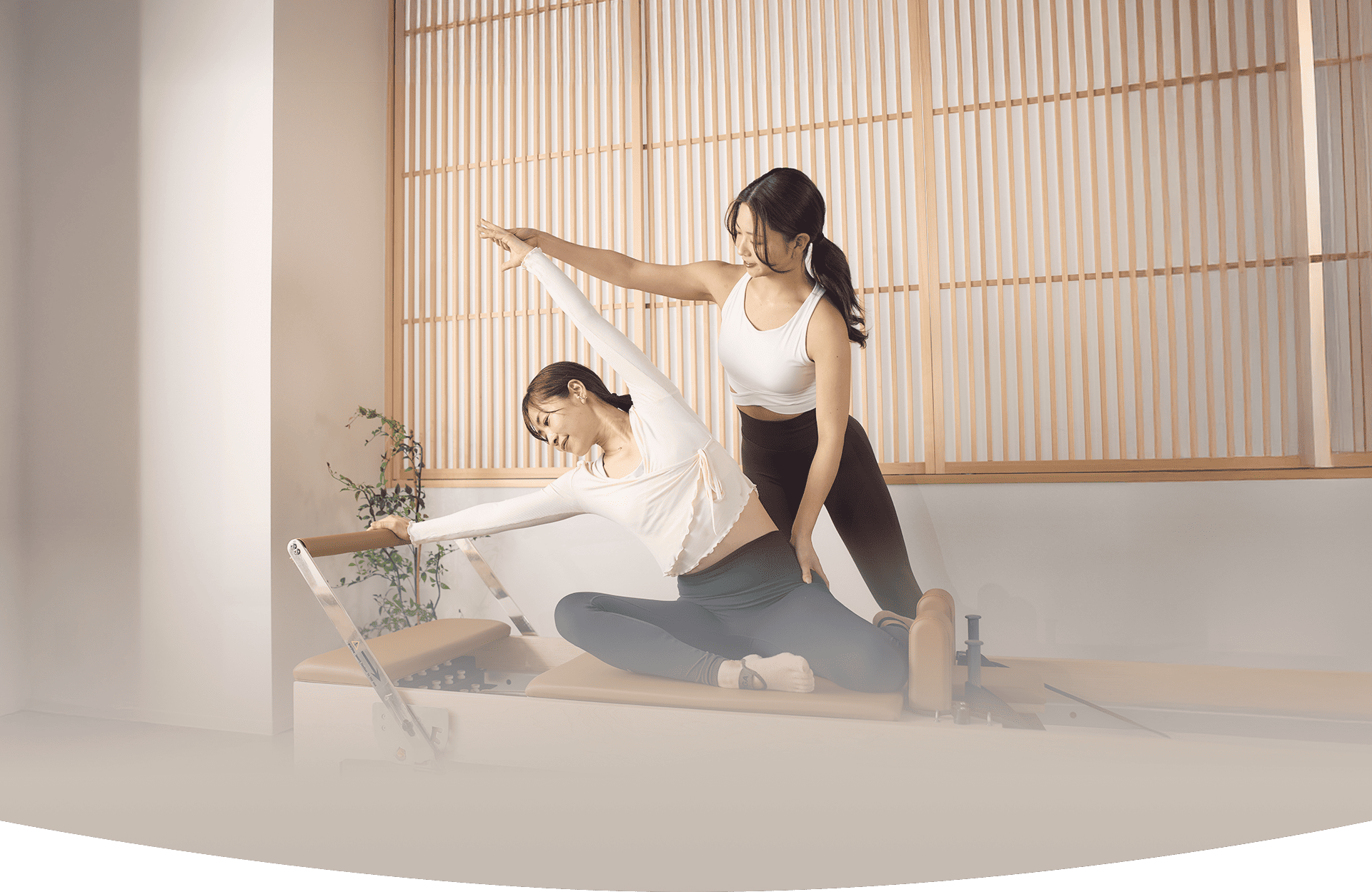 「一人ひとりのお客様に、丁寧に向き合いたい」という想いを、 KASANEで叶えませんか?